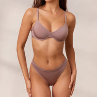 Leidy, 32C/XS