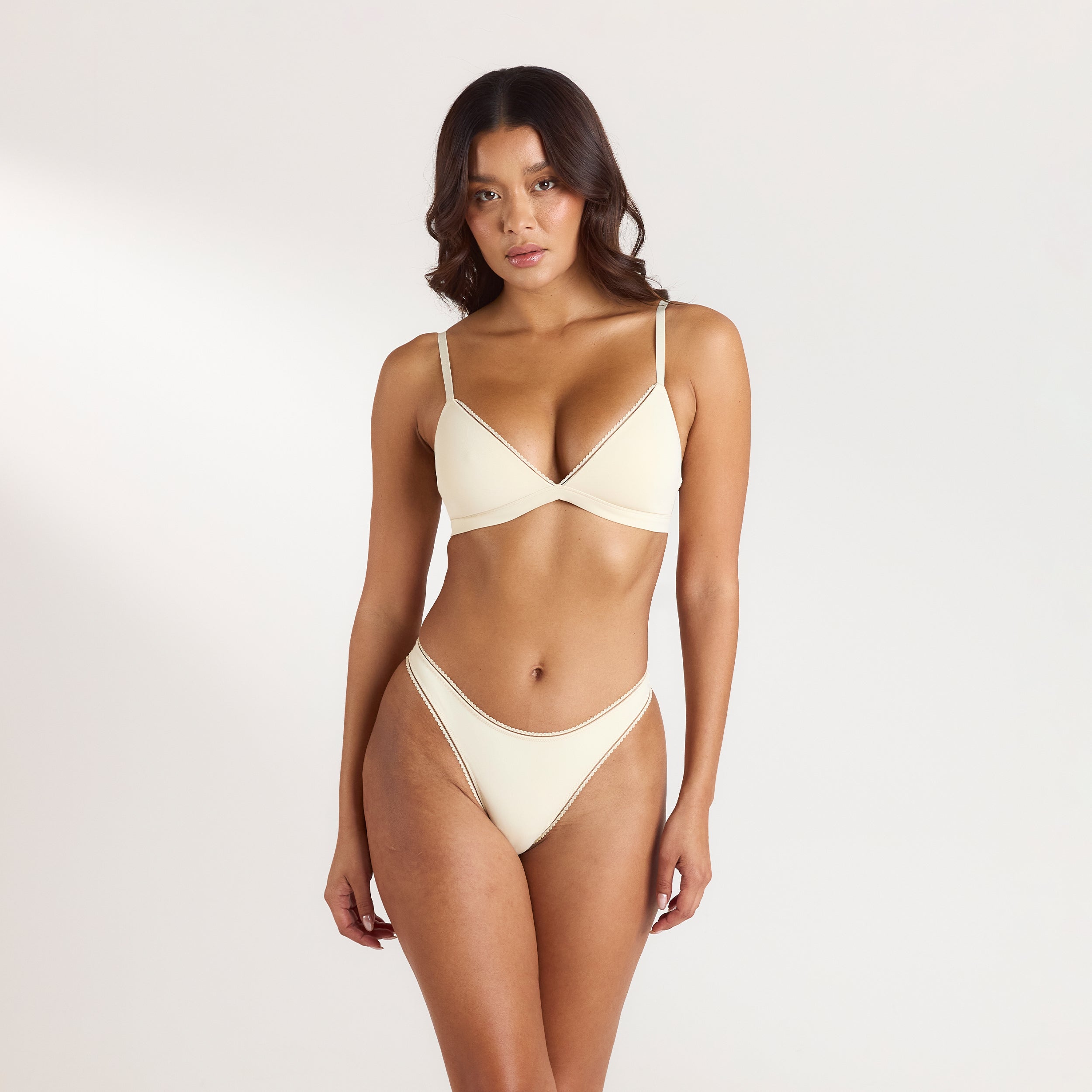 Comfort Triangle Bralette | Comfort Triangle Bralette - Latte