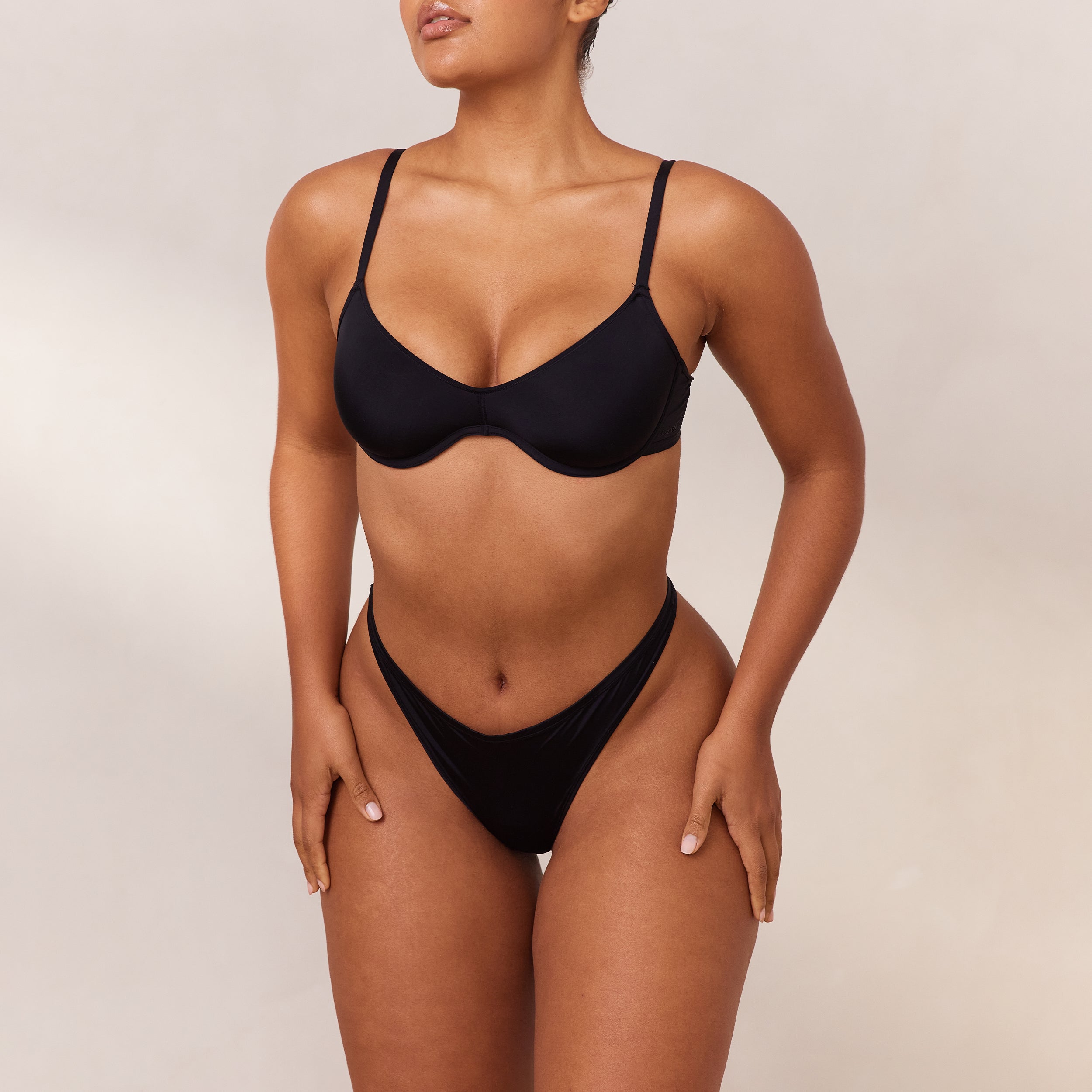 Barely There Plunge Bra | Amber, 36D/L