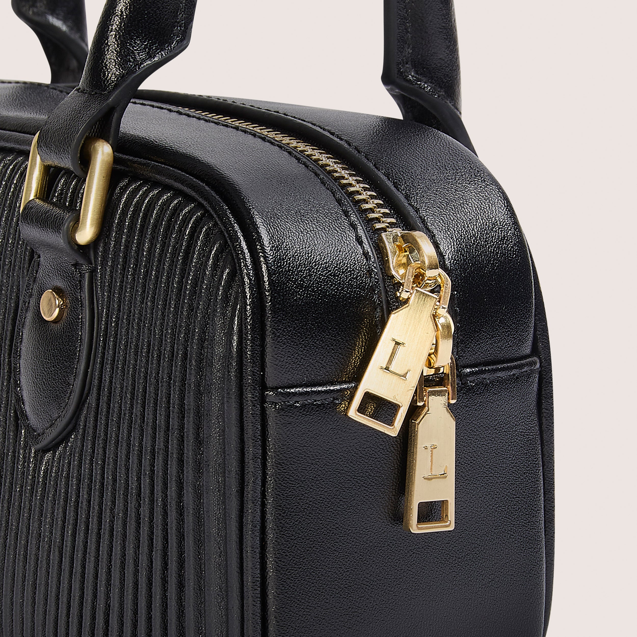 Annika Bowling Bag | Annika Bowling Bag - Black