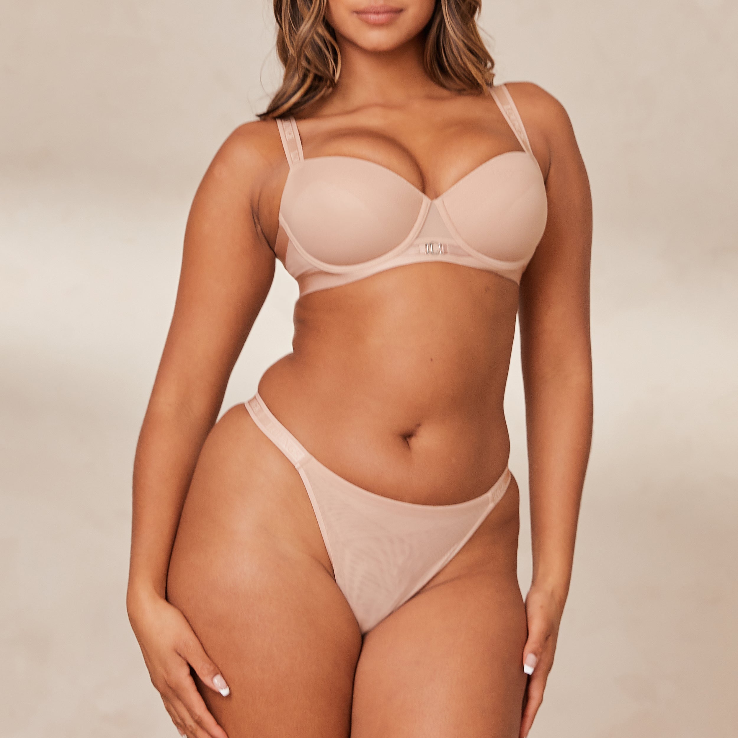 Smooth Mesh T-shirt Bra | Nayeli, 34D/M (Thong)