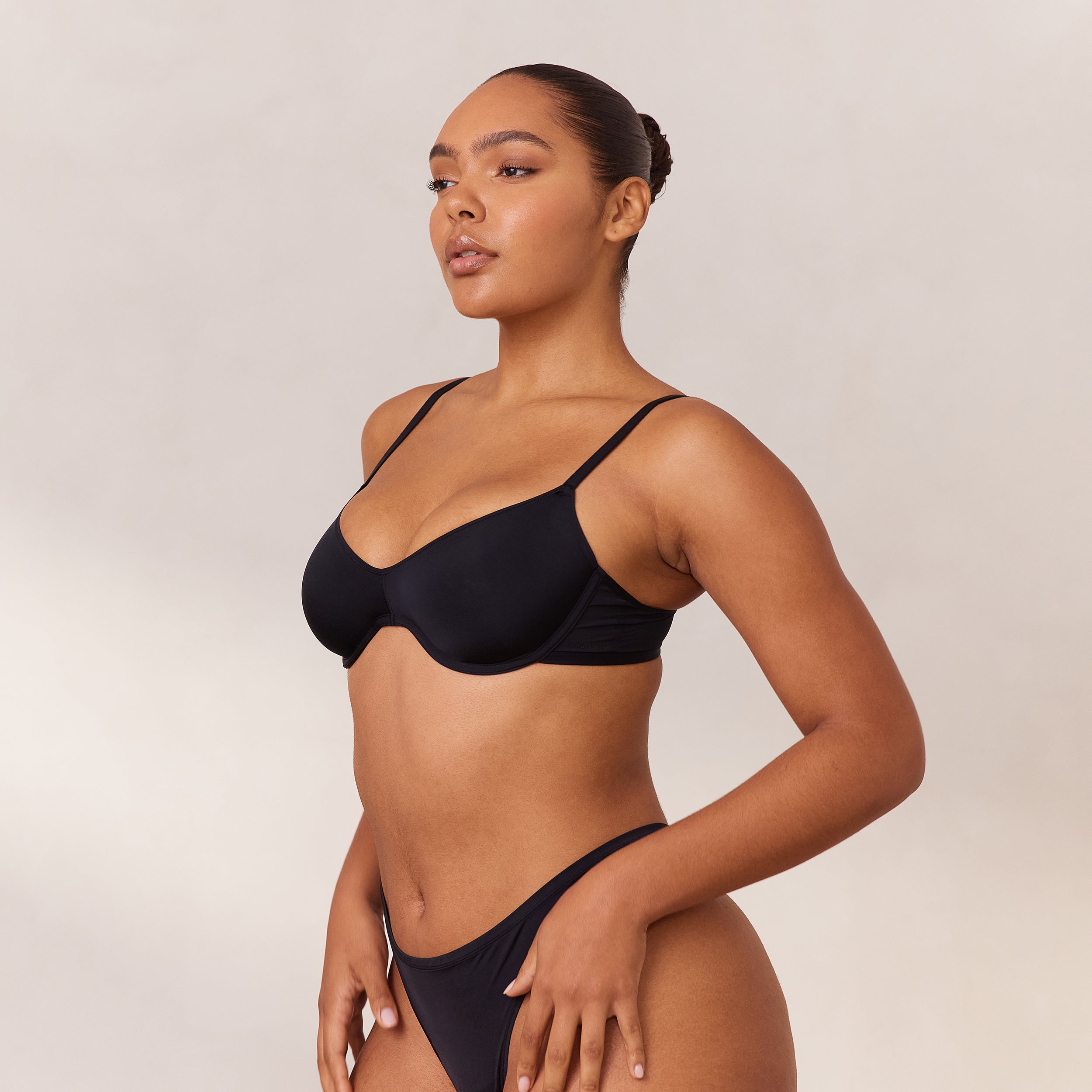 Barely There Plunge Bra | Amber, 36D/L