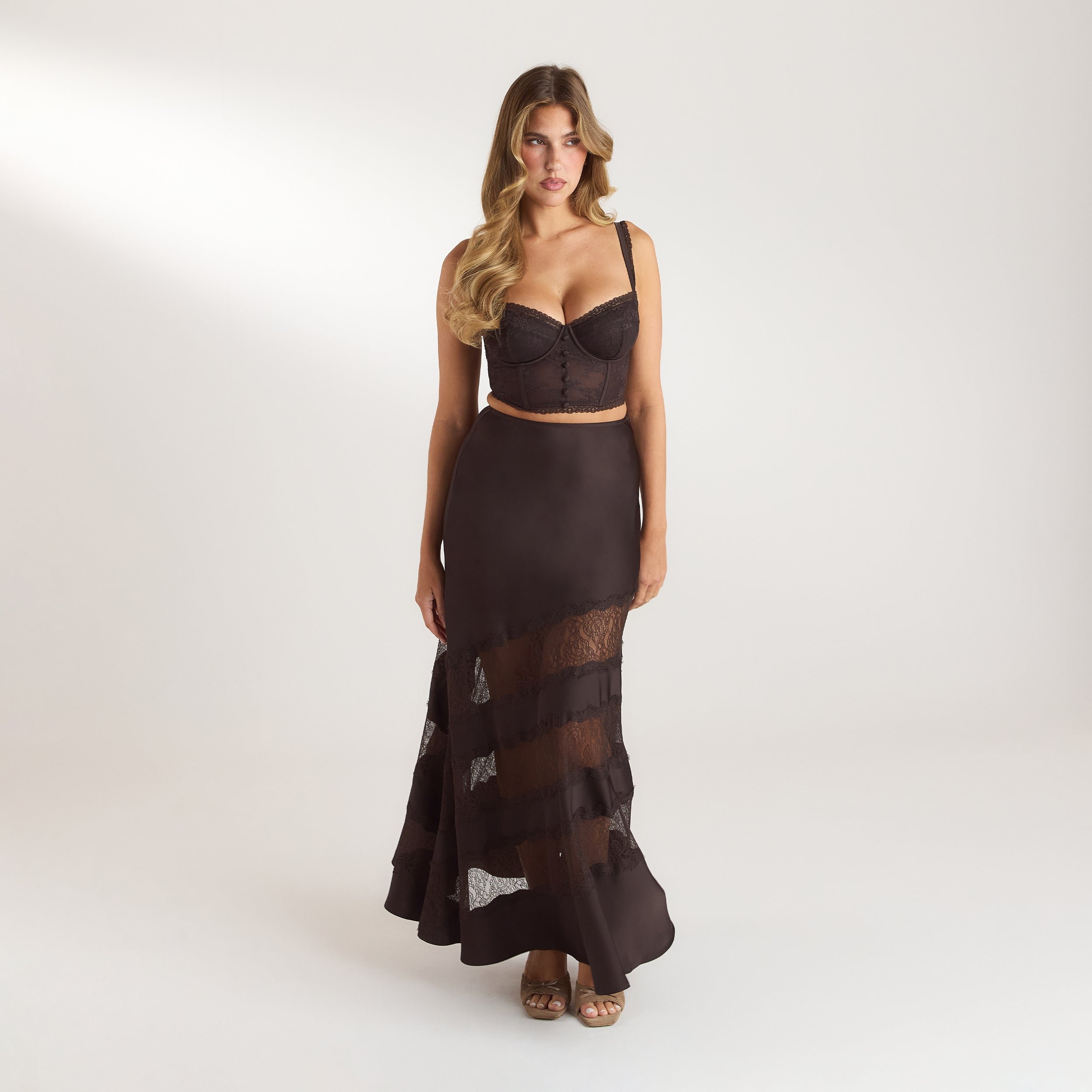 Lace Trim Maxi Skirt | Lace Trim Maxi Skirt - Chocolate