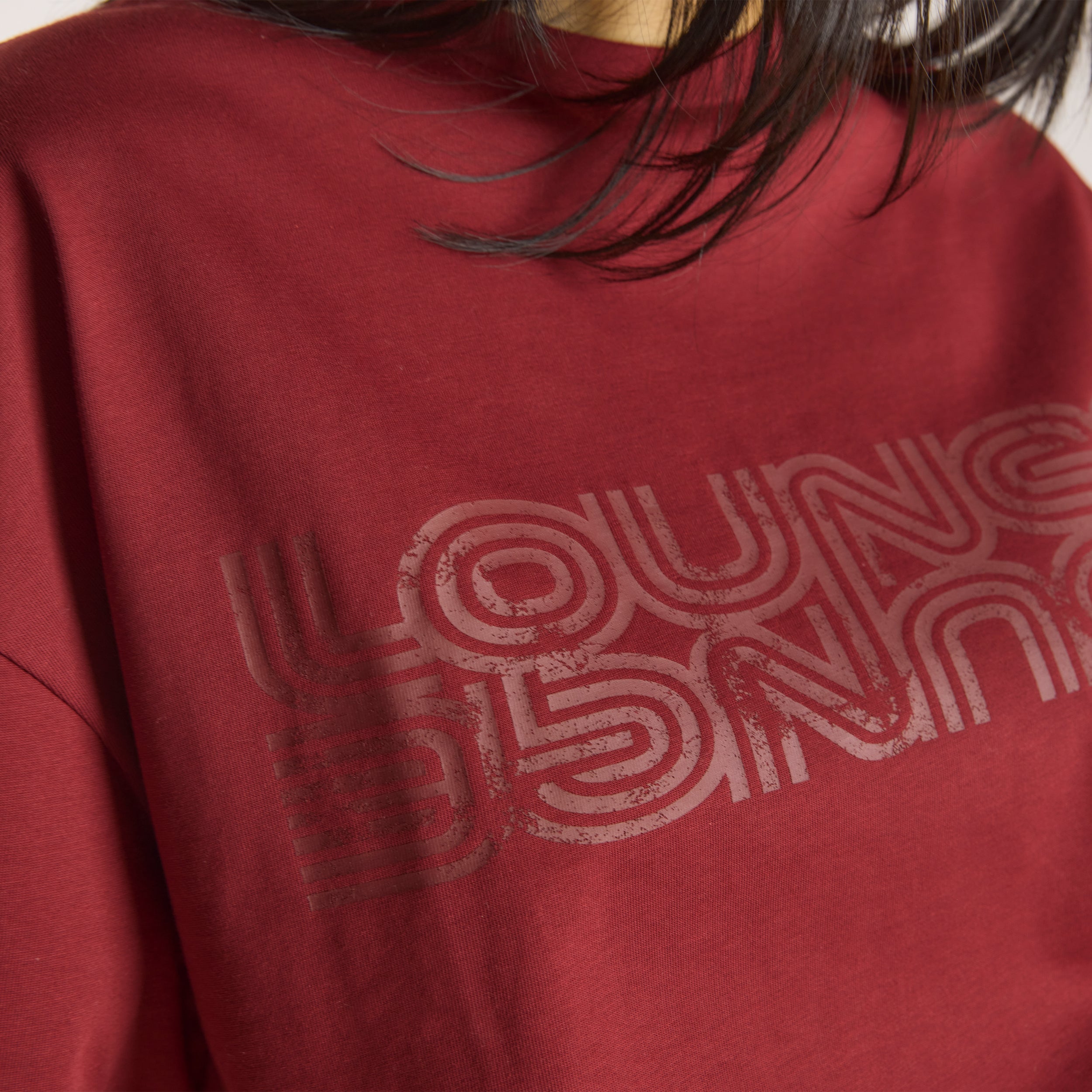 Oversized Graphic Tee  | Oversized Graphic Tee - Burgundy