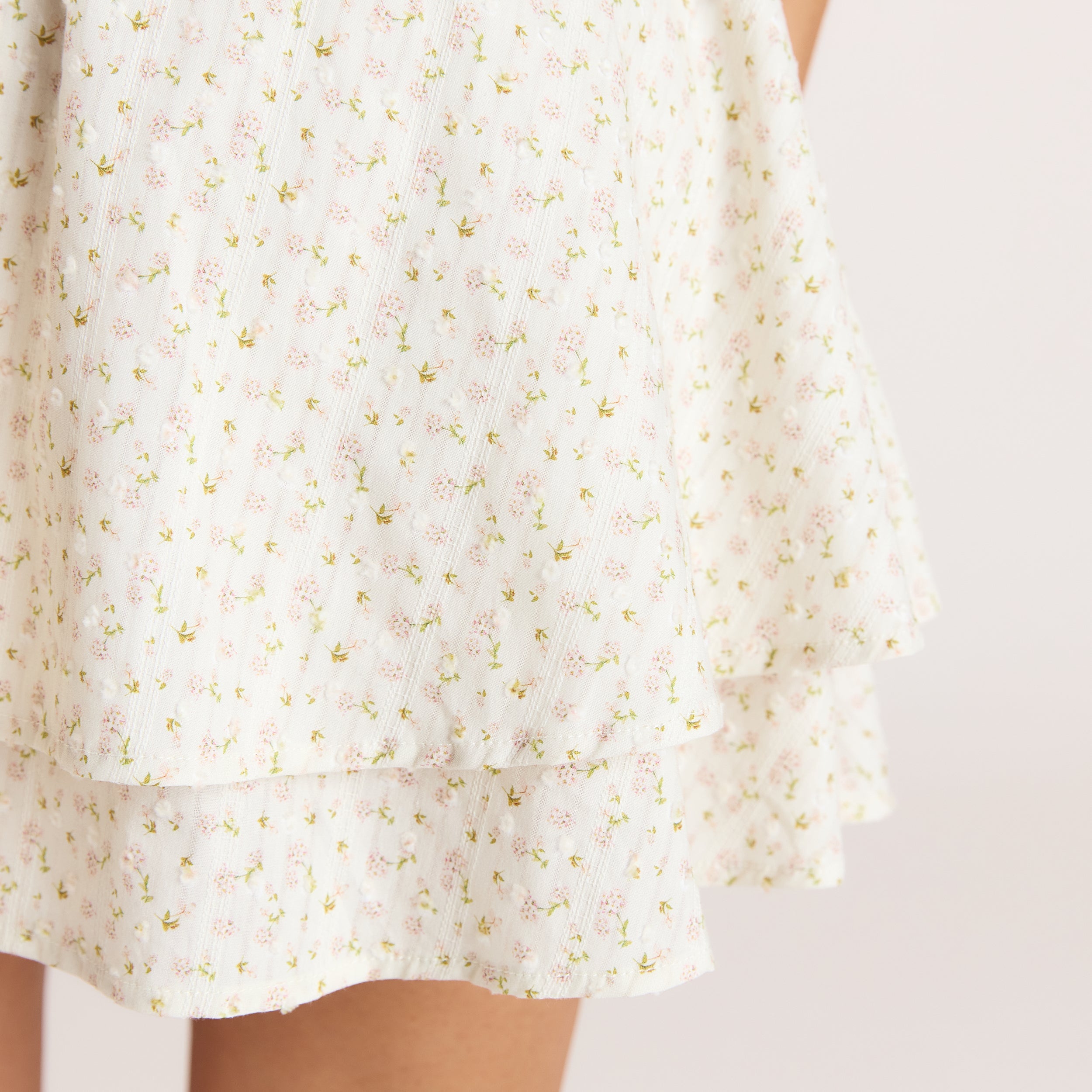 Short-Sleeve Lace Mini Dress | Short-Sleeve Lace Mini Dress - Cream Floral